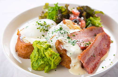 エッグベネディクト